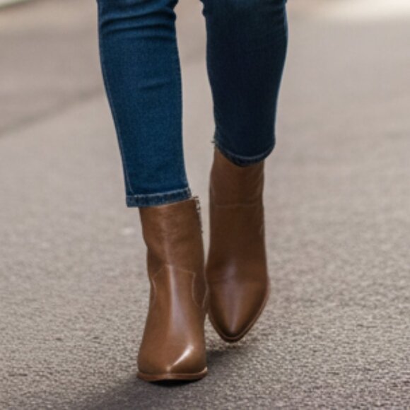 NWOT Kaanas Hague Cowboy Leather Bootie - Picture 3 of 13